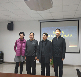 2019年1月10日，常州市民政局副局长杨继洪先生，东软熙康健康科技有限公司副总裁黄玮先生、东软熙康健康科技有限公司上海运营公司副总蔡佳慧女士、客户经理刘青女士莅临ob电竞集团参观交流，江苏ob电竞集团董事长？莆凹案卟懔斓既惹榻哟死捶眉伪。本次交流主题是关于打造具有常州本地特色的线下服务，结合线上大数据分析的养老医疗体系。
