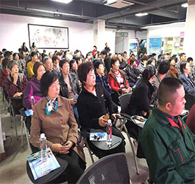 无霾暖冬，康养静心。2019年11月17日上午，铂悦旅游巽寮湾康养旅游产品说明会在ob电竞新零售三楼会议室召开。铂悦旅游总经理黄贤萍女士、铂悦旅游副总经理邹庭辉先生以及受邀的客户们共120余位出席了本次产品说明会。 