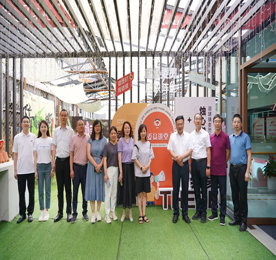 7月3日上午，如皋市政协副主席陈小燕一行莅临武进人民商。喂劭疾旌塘镇“烛心港”委员工作室建设情况。